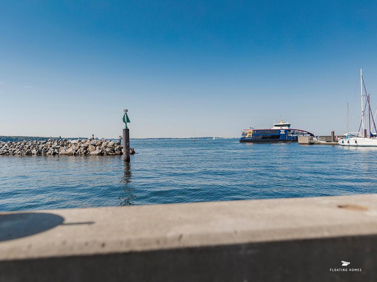 Hausboot Kielwasser Fh-La 03 Laboe Eksteriør billede